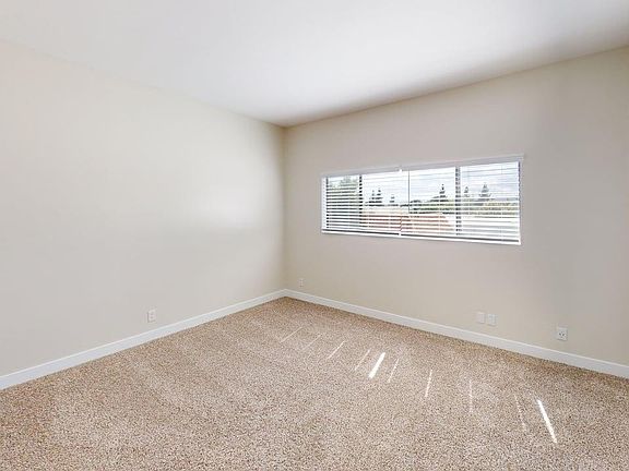5th image of 18540 Citronia St #2015508