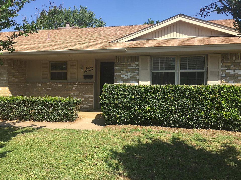 1st image of 1317 Abbey Dr