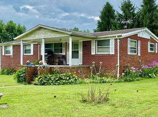 194 Rolling Hills Dr, Marion, VA 24354
