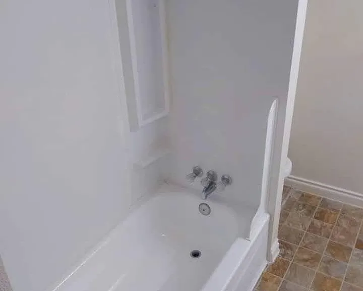 Bathroom w/ W/D hookups