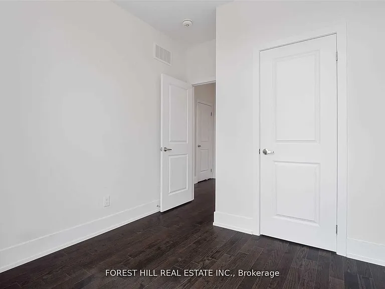 9144 Bathurst St — Photo 24