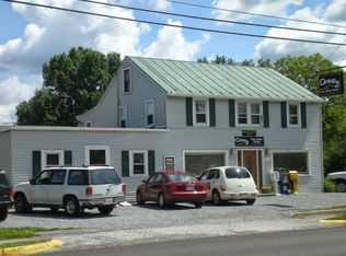 310 N Buckmarsh St, Berryville, VA 22611