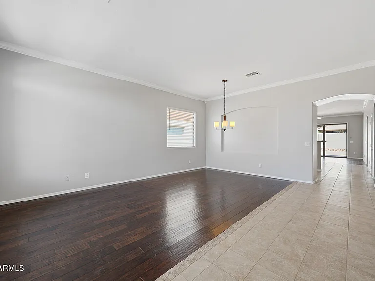 2418 W Red Range Way — Photo 3