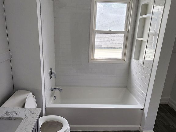 2nd image of 127 Wiman Ave