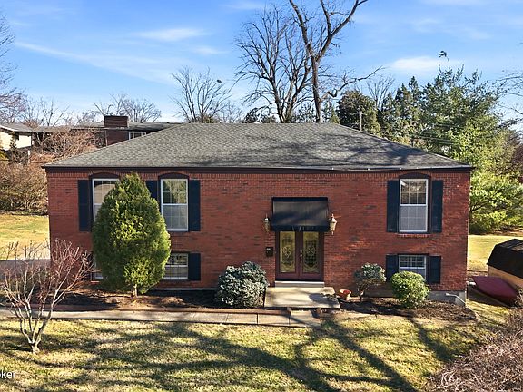 2nd image of 1005 Cannons Ln