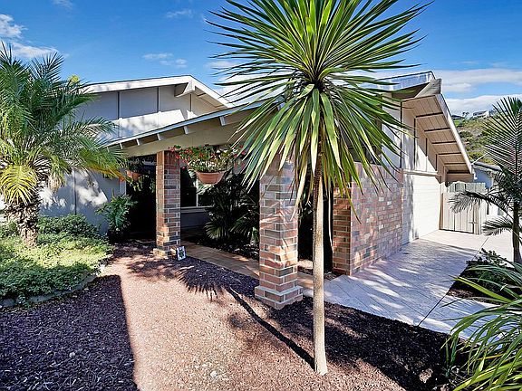 4th image of 6012 Hillandale Ct