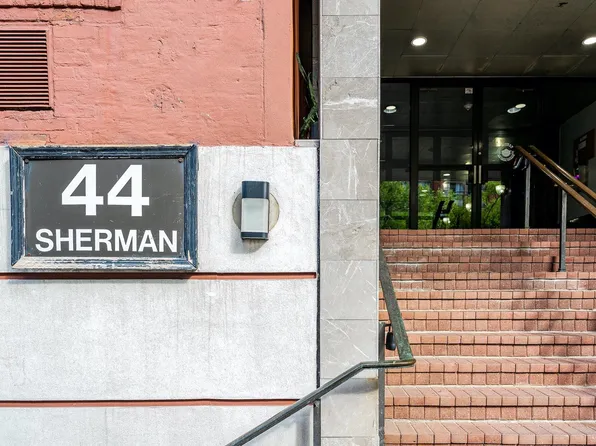 44 Sherman Ave APT 5E, Jersey City, NJ 07307
