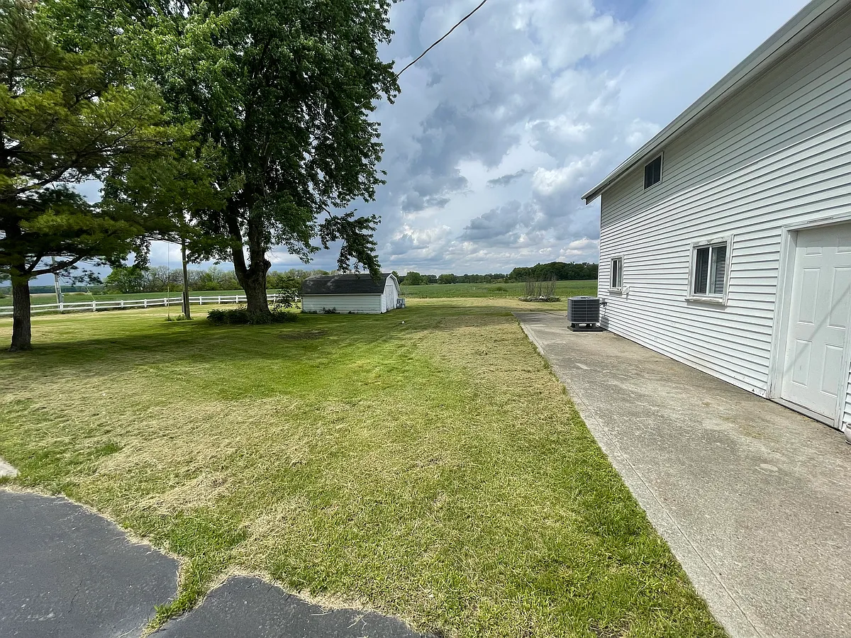 Building Photo - 6140 Marysville Rd #C