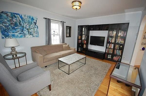 1st image of 15 N Park St
