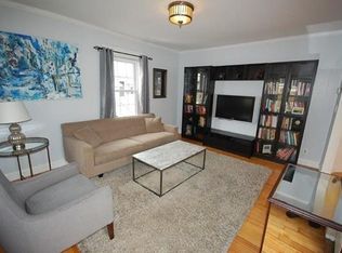 15 N Park St, Franklin, MA 02038