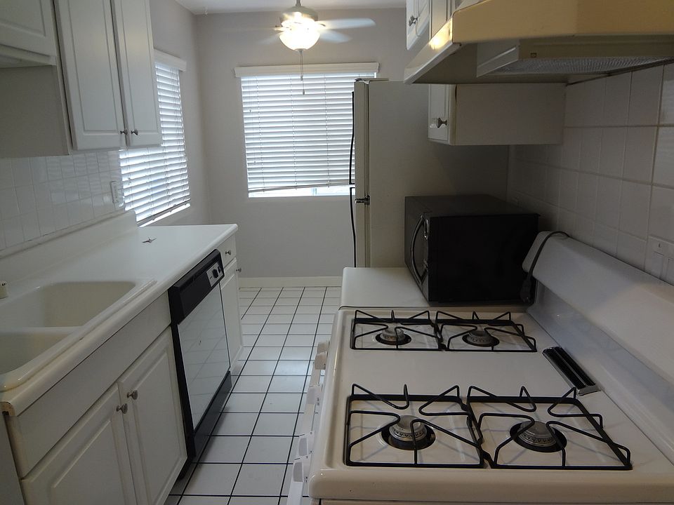 1st image of 939 Turquoise St APT E