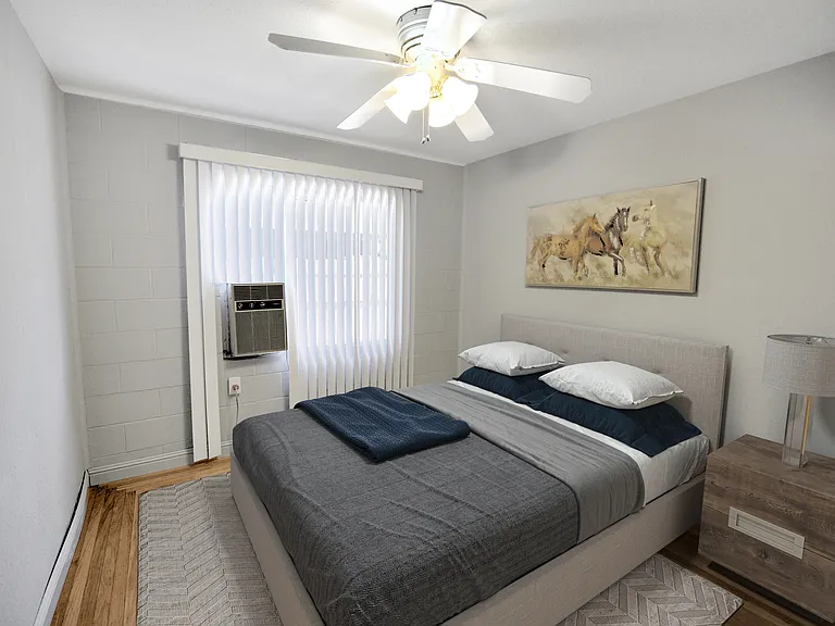 1513 Amador Ave — Photo 4