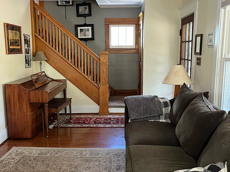 157 Los Robles St — Photo 14