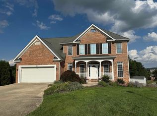 25 Tradewind Cir, Fishersville, VA 22939