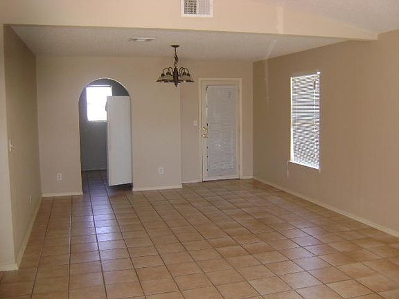 5th image of 7529 Plaza Redonda Dr