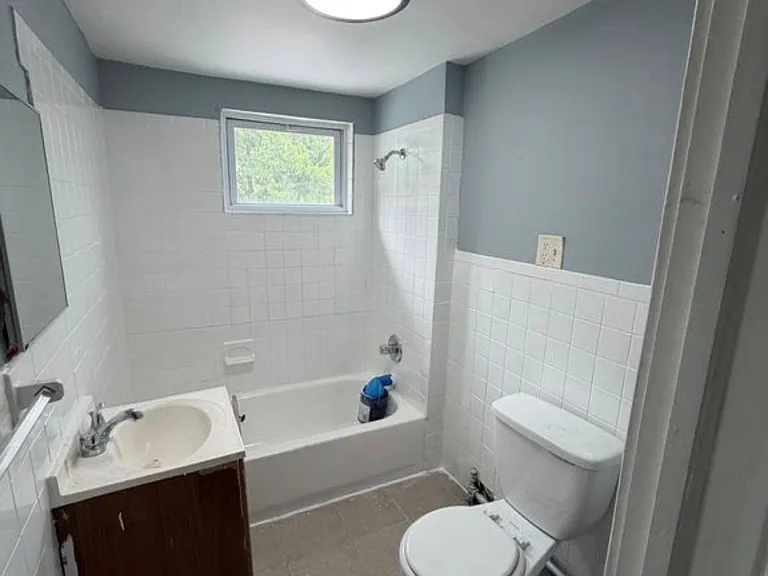 179 Isabella Ave #3F — Photo 2