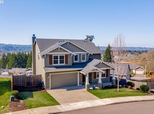 840 NE Cascadia Ridge Dr, Estacada, OR 97023
