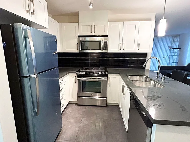 7090 Edmonds St #2102 — Photo 5