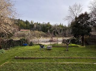 350 Riverview Road, Garberville, CA 95542