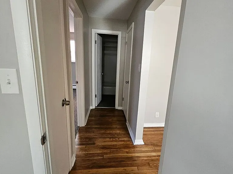122A N Washington St — Photo 15