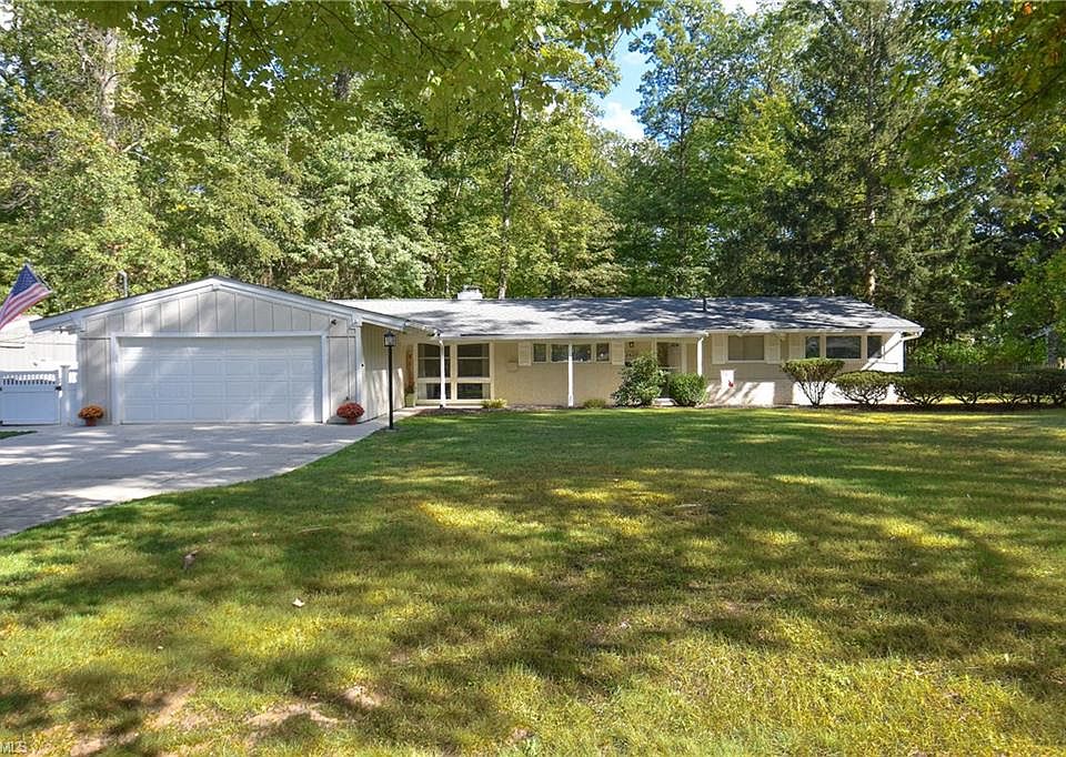 1st image of 2429 Elmwood Dr