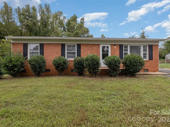 3613 Hamilton Dr, Gastonia, NC 28052