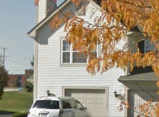 2443 Dickens Dr, Aurora, IL 60503