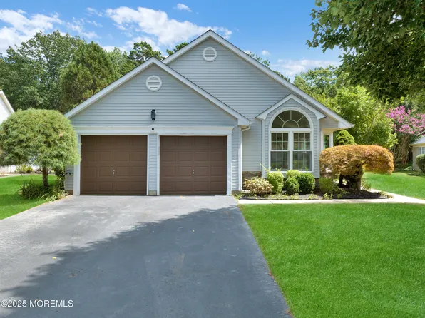 2689 Rockport Lane, Toms River, NJ 08755