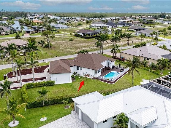 5th image of 4213 NW 28th St