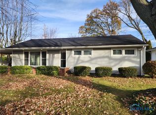 980 Clairmont Ave, Napoleon, OH 43545