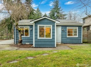 10056 38th Ave NE, Seattle, WA