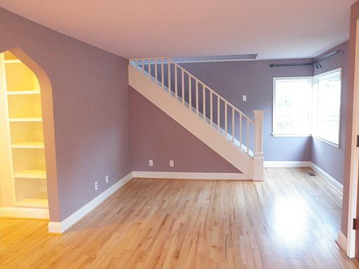 3rd image of 10705 Interlake Ave N