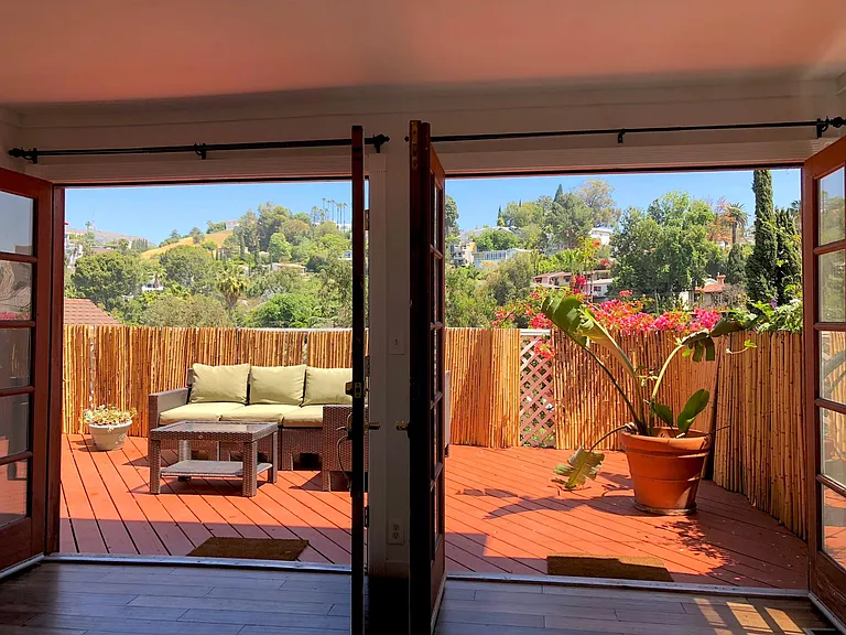 2078 Mound St — Photo 3