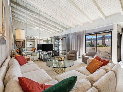 2031 E Colombard Dr, Palm Springs, CA, 92264