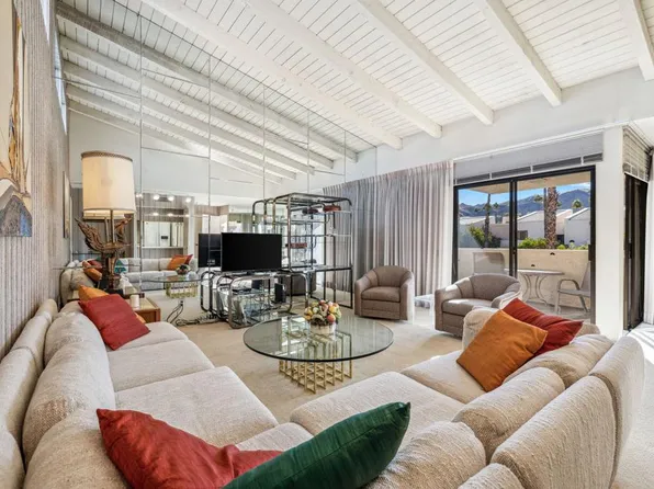 2031 E Colombard Dr, Palm Springs, CA 92264