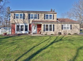 100 Gordons Corner Rd, Manalapan, NJ 07726