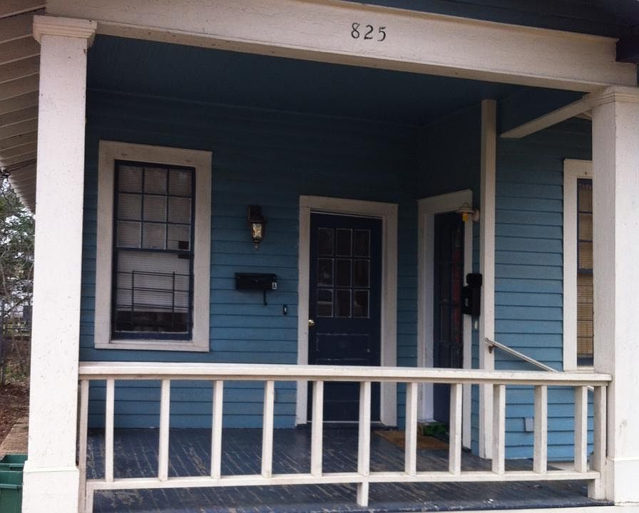 2nd image of 827 N Congress St