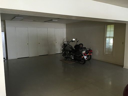 3rd image of 1025 N Tucana Ln