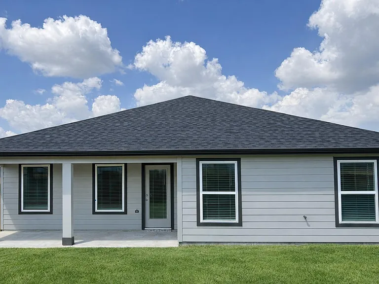 1018 Sycamore Dr — Photo 13