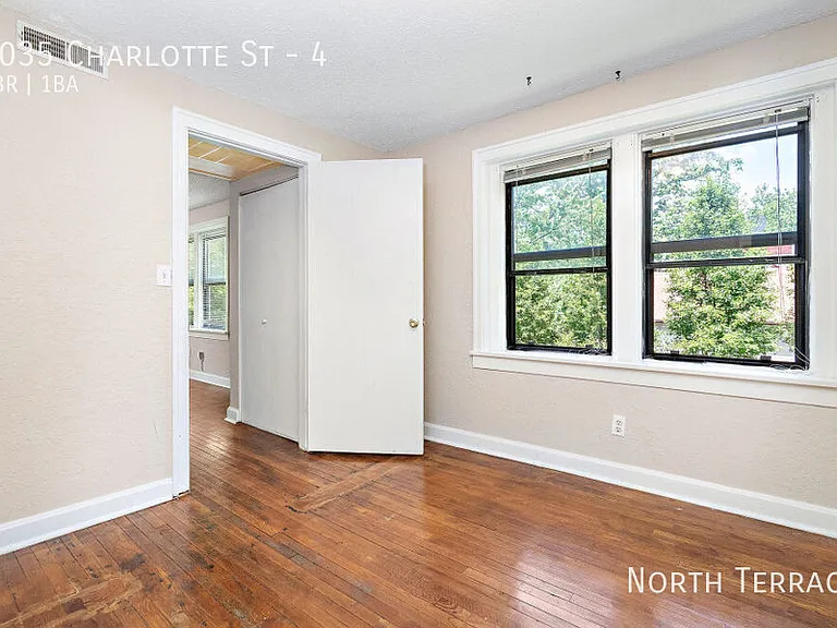 4035-4039 Charlotte — Photo 46