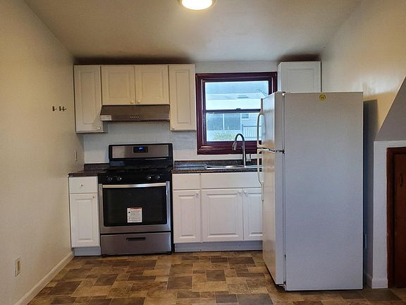 2nd image of 177 Averill Blvd