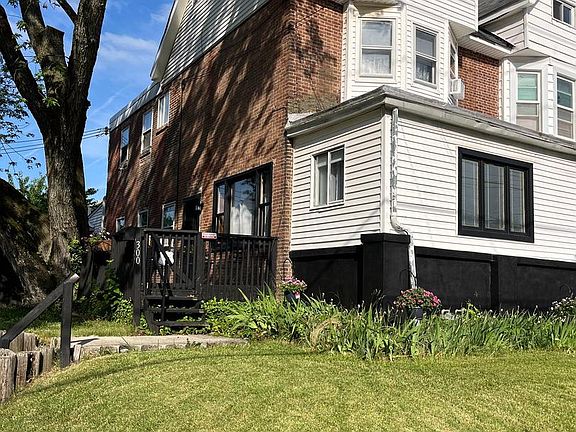 2nd image of 300 Clifton Ave