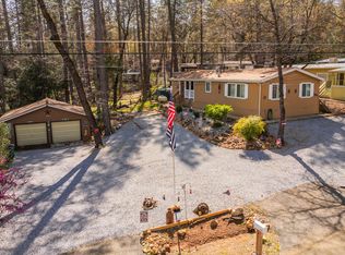 18071 Pine St, Lakehead, CA 96051