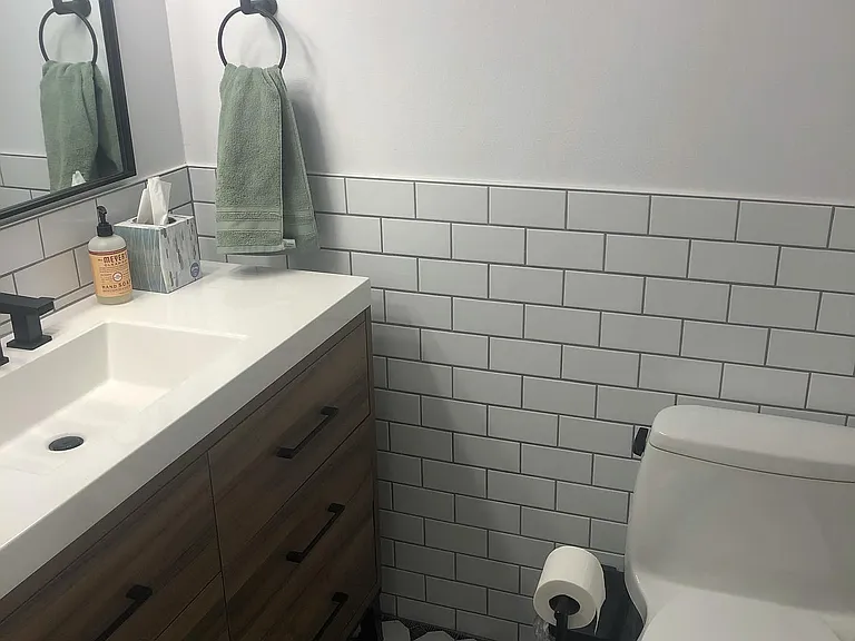 guest bathroom, recently remodeled