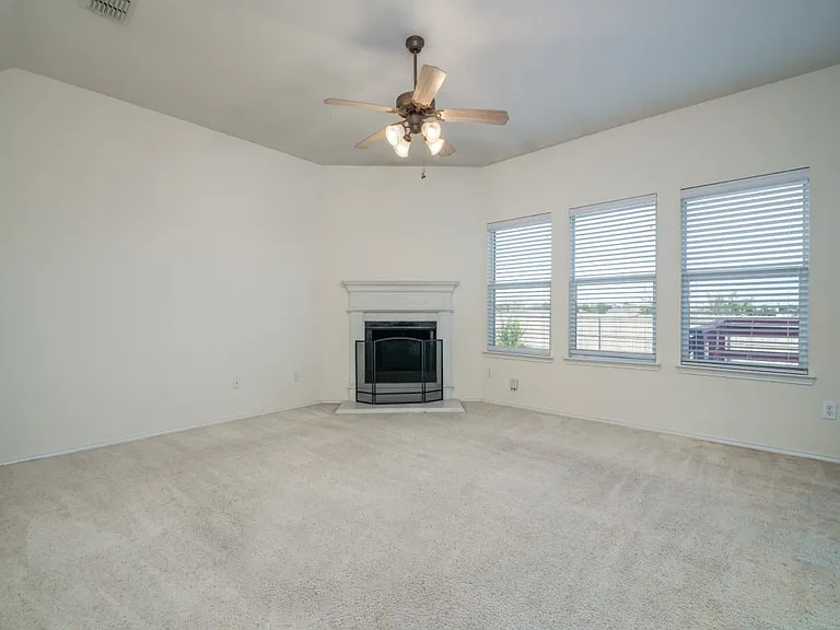 320 Cookston Ln — Photo 6