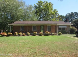 16801 Springs Mill Rd, Laurinburg, NC 28352