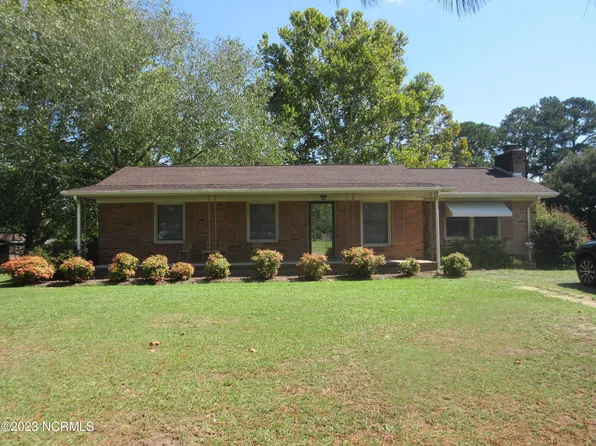 16801 Springs Mill Road, Laurinburg, NC 28352