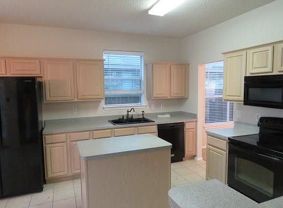 5th image of 3969 Miami Springs Dr