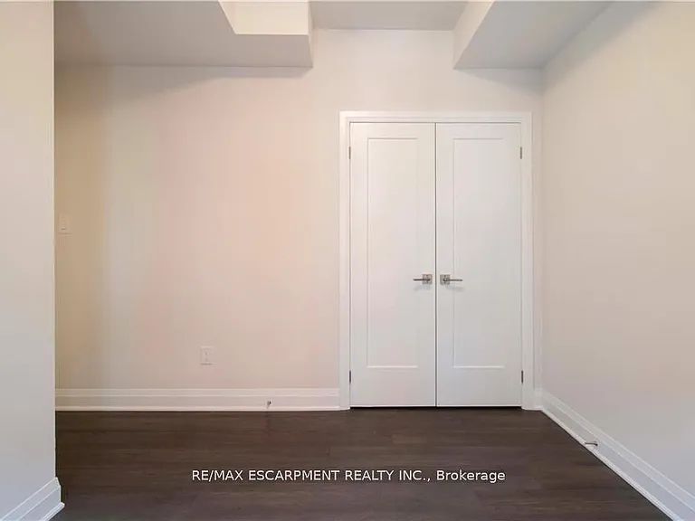 2 Willow St #44 — Photo 13
