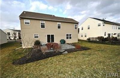 3rd image of 6864 Scenic View Dr